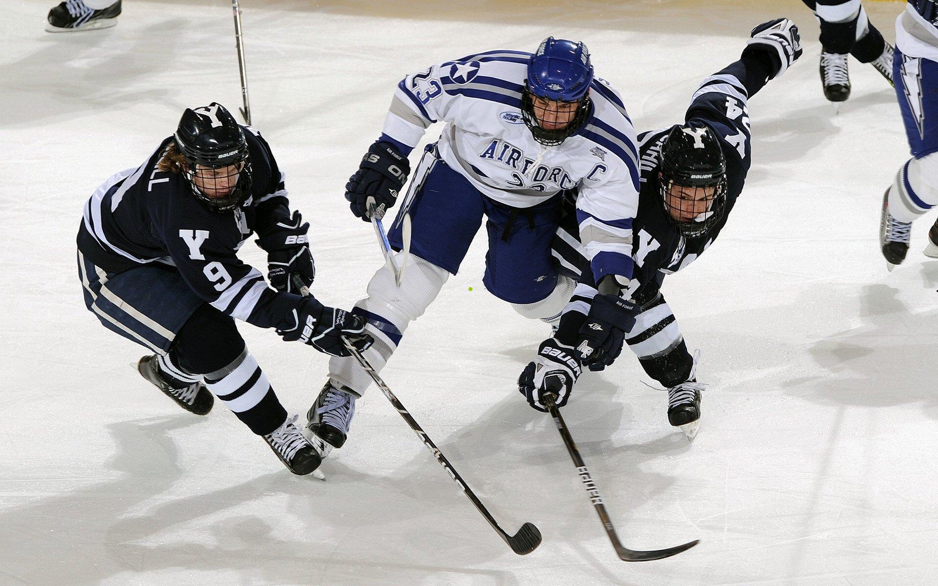 丹尼-格林引爆话题,直言近年MVP得主中仅扬尼斯拒绝假摔风潮
